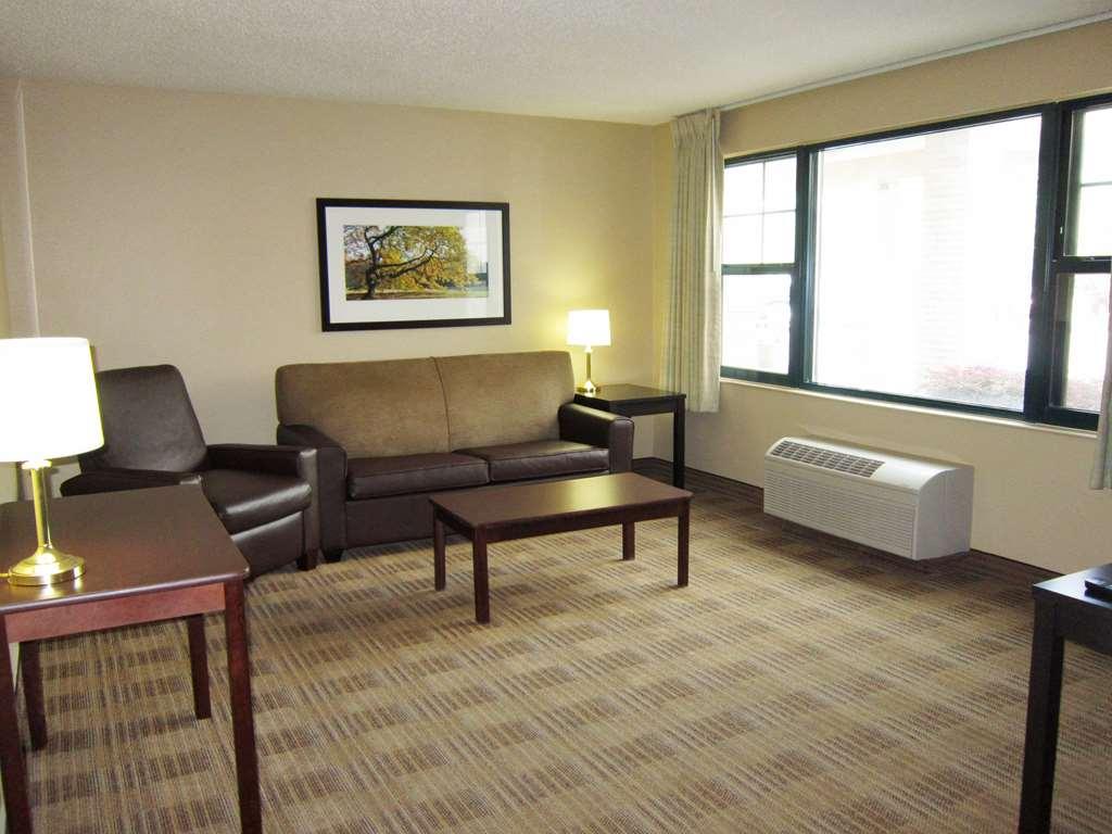 Extended Stay America Select Suites - Jacksonville - Lenoir Avenue East Oda fotoğraf