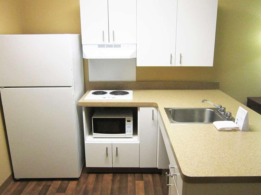 Extended Stay America Select Suites - Jacksonville - Lenoir Avenue East Oda fotoğraf