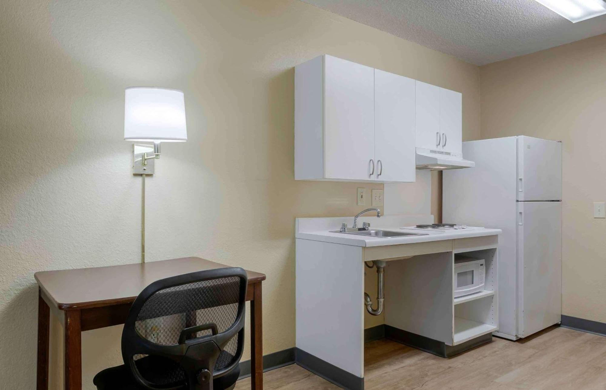 Extended Stay America Select Suites - Jacksonville - Lenoir Avenue East Dış mekan fotoğraf